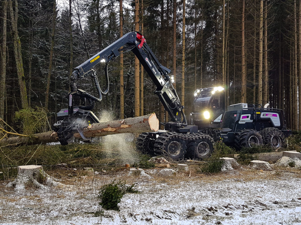 Logset hybrid forestry machines