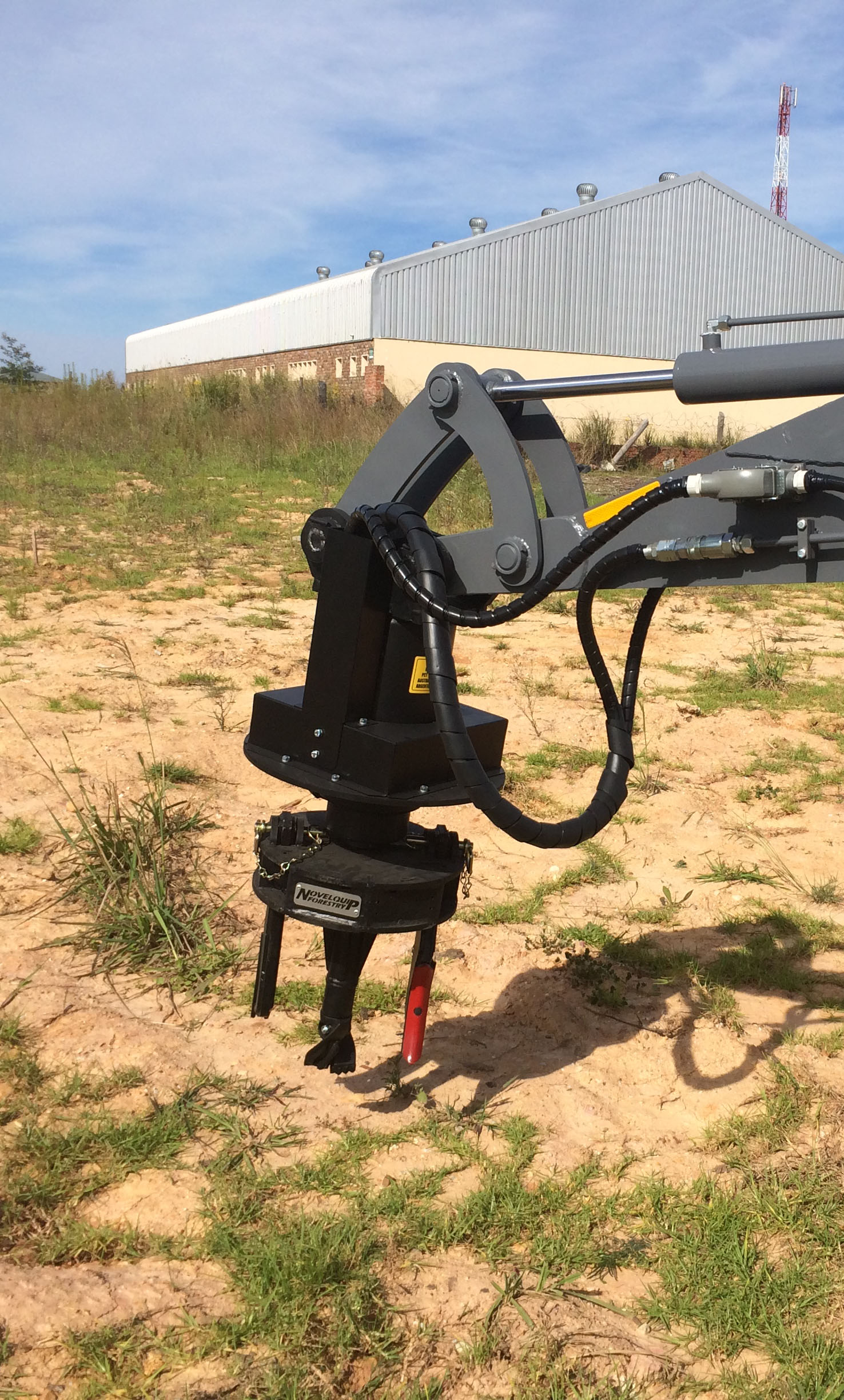 Novelquip mechanised precision tree‑planting systems